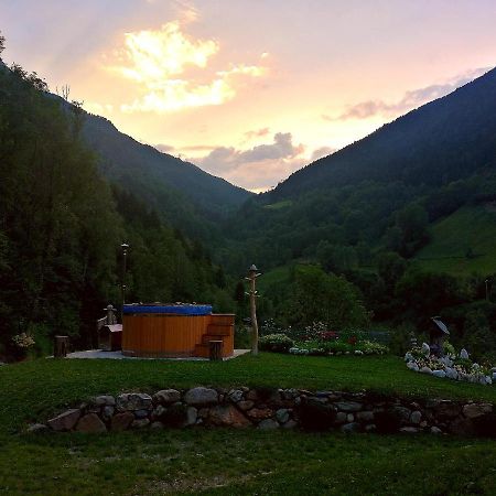 Chalet Cuore Selvatico Monno ภายนอก รูปภาพ