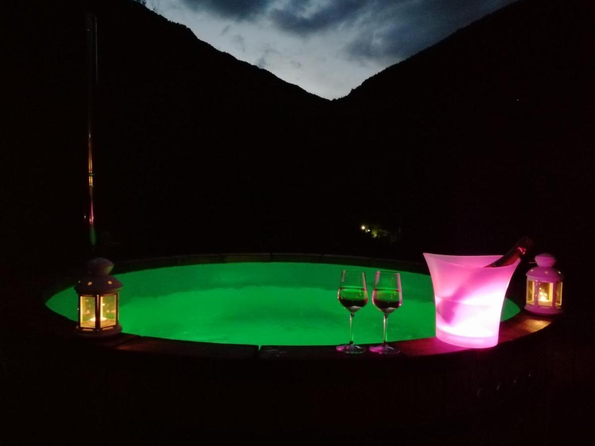 Chalet Cuore Selvatico Monno ภายนอก รูปภาพ