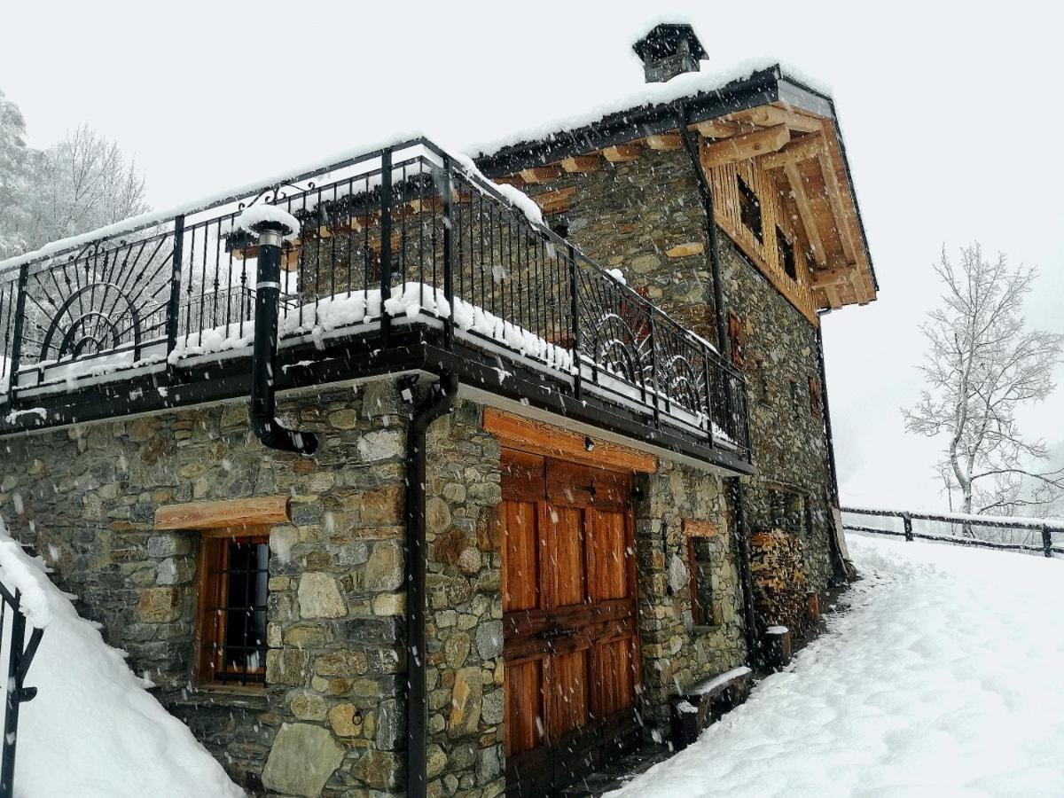 Chalet Cuore Selvatico Monno ภายนอก รูปภาพ